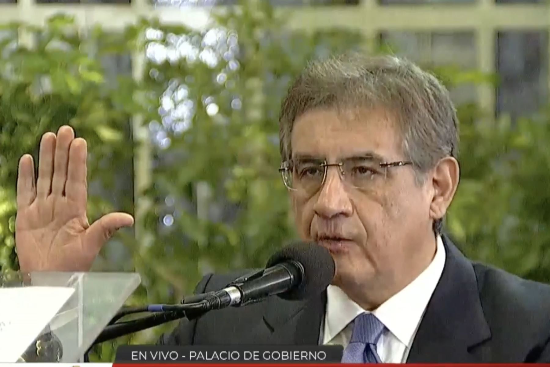 Juan Sheput Moore jura como ministro de Trabajo y Promoción del Empleo