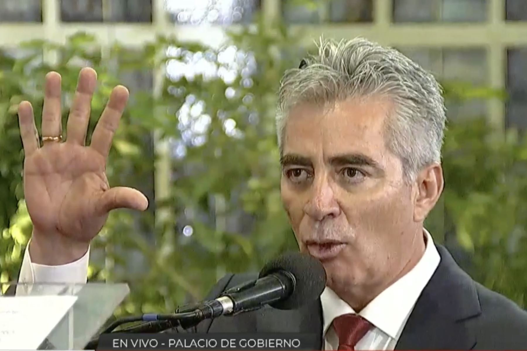 Mauricio Arnillas Gonzalez jura como ministro de Vivienda, Construcción y Saneamiento