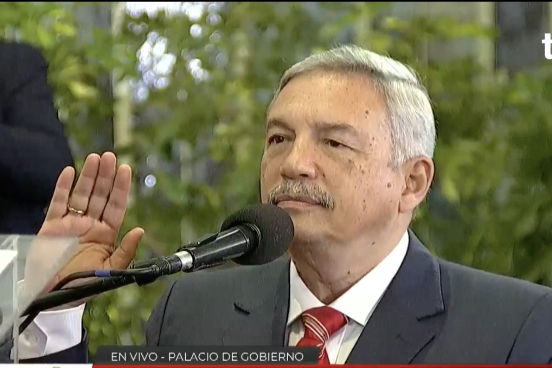 Alberto Beingolea jura como ministro de Cultura