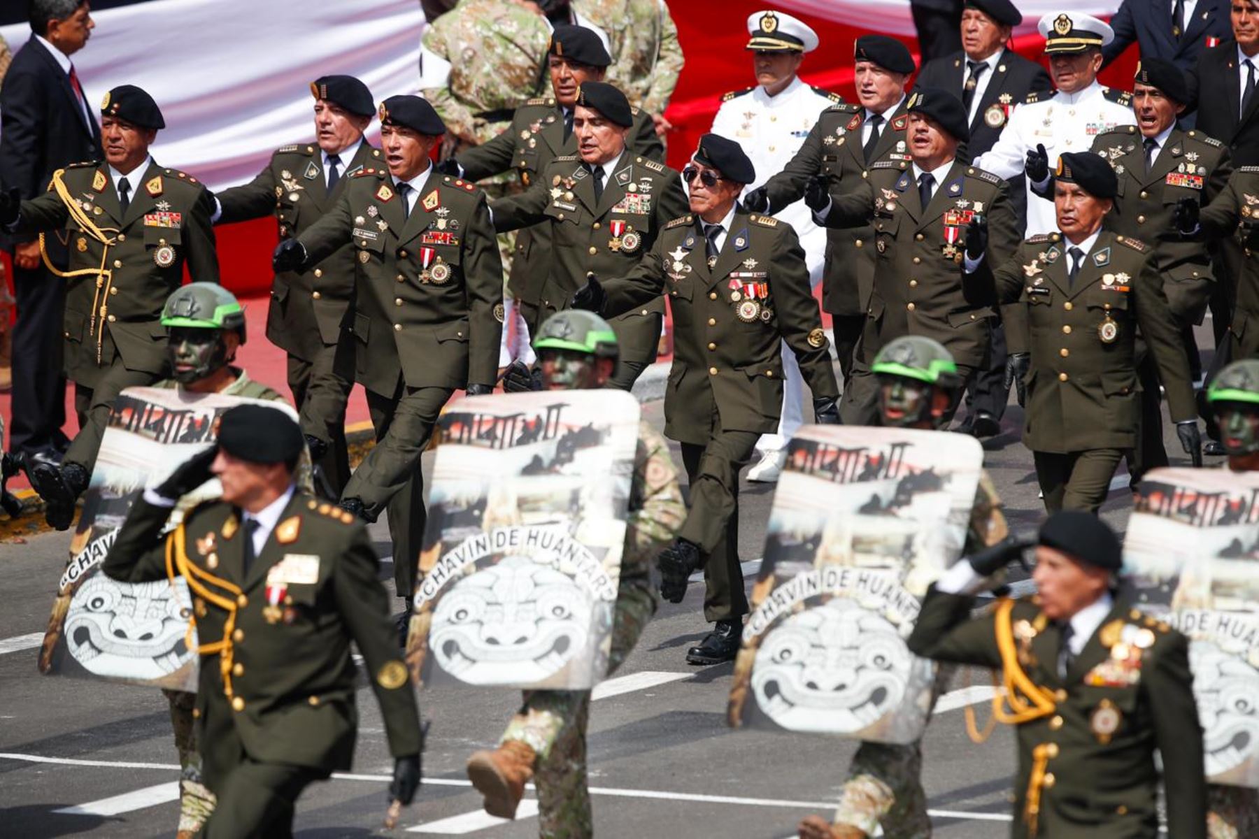 La compañía Chavín de Huántar participa en el segundo agrupamiento de veteranos de guerra y de la pacificación nacional durante la Gran Parada Militar. Foto: ANDINA/Ricardo Cuba.