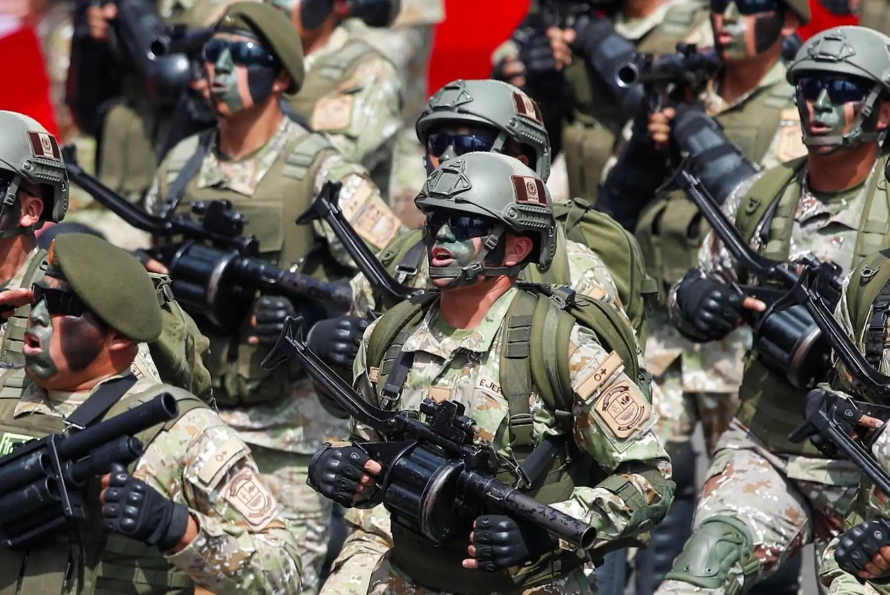 La 1.ª Brigada Multipropósito participa en el quinto agrupamiento del Ejército del Perú durante su paso por la avenida Brasil. Foto: ANDINA/Ricardo Cuba.