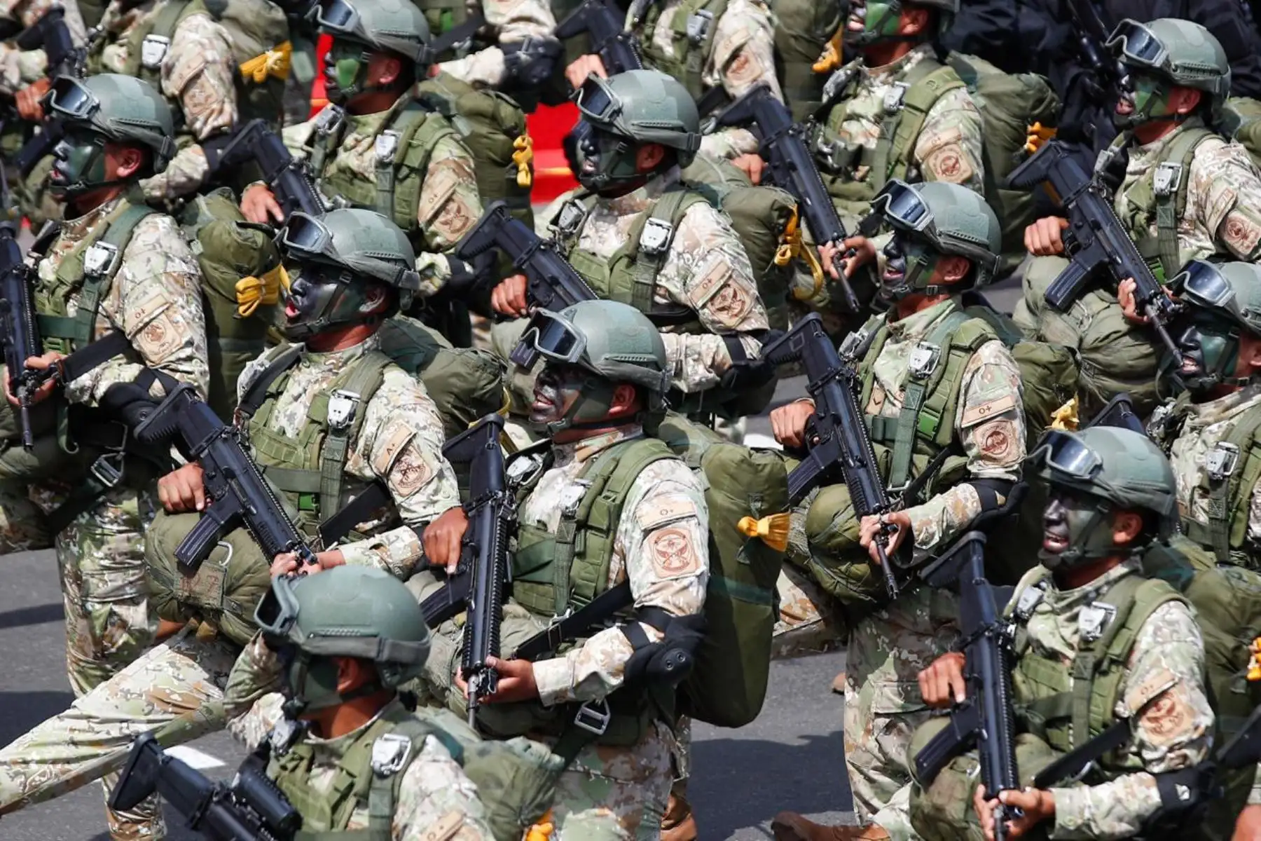 La 1.ª Brigada de Fuerzas Especiales desfila como parte del quinto agrupamiento del Ejército del Perú. Foto: ANDINA/Ricardo Cuba