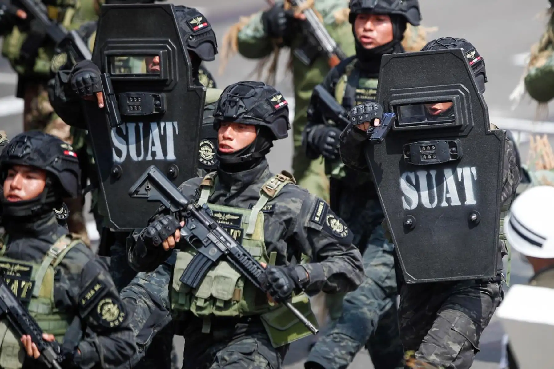 La Compañía de Fuerzas Especiales desfila como parte del sexto agrupamiento de la Policía Nacional del Perú. Foto: ANDINA/Ricardo Cuba