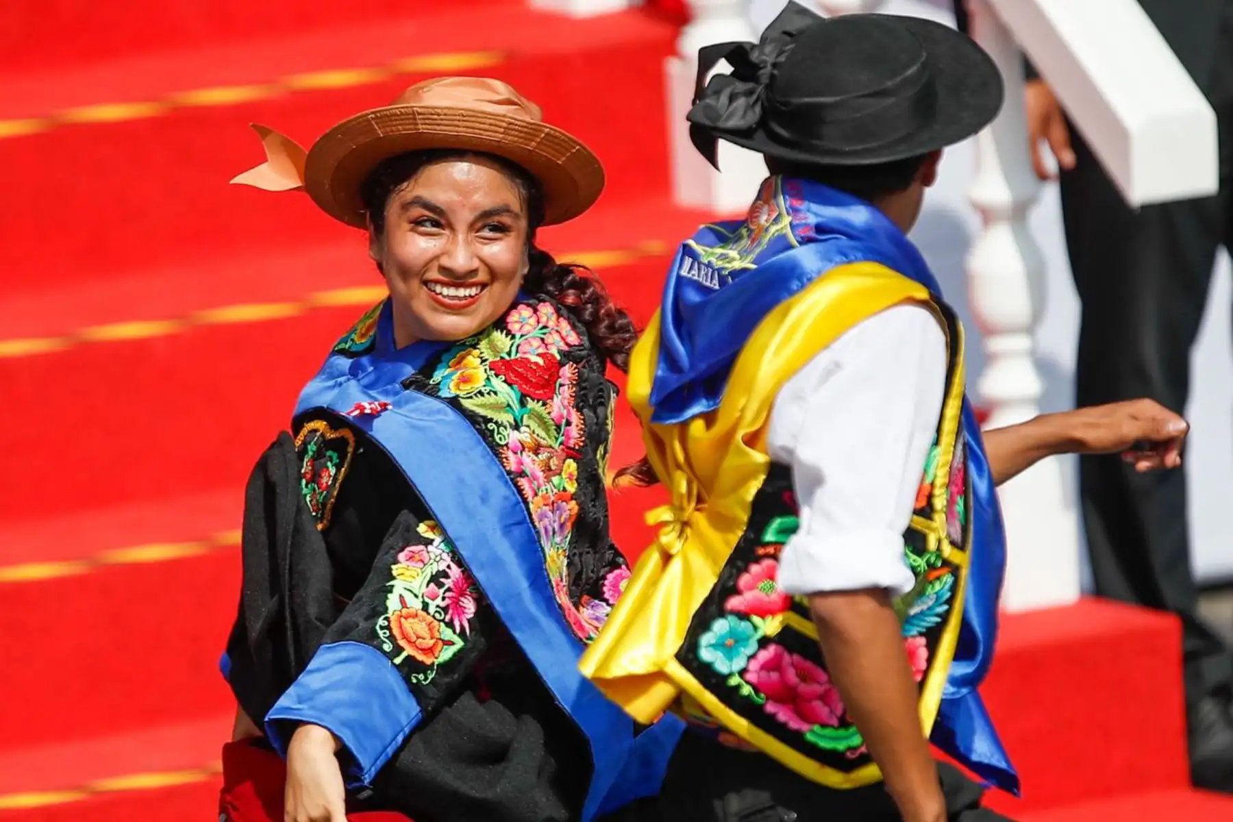 La Universidad Nacional de Folklore José María Arguedas participa en el desfile como parte del décimo agrupamiento de expresiones culturales. Foto: ANDINA/Ricardo Cuba