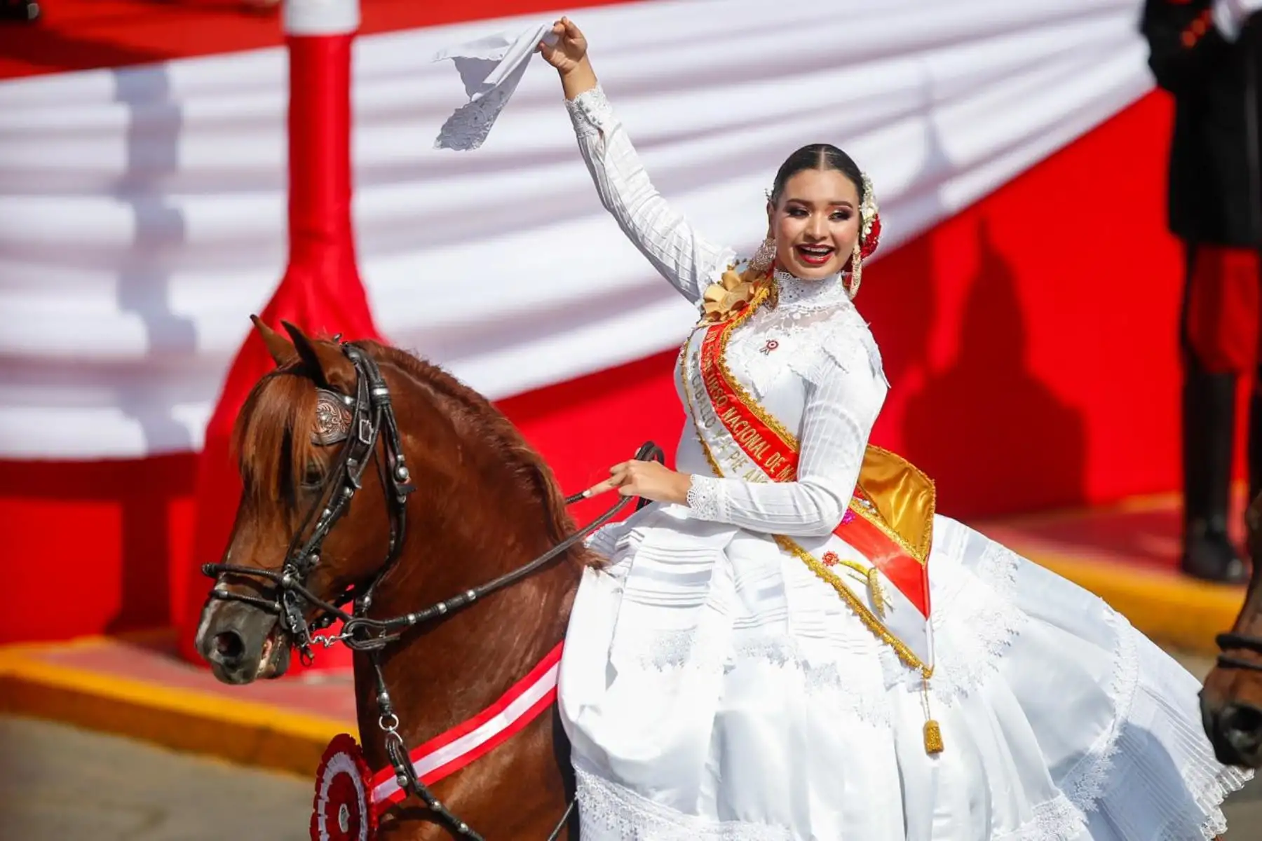 Los Caballos de Paso participan en el décimo agrupamiento de expresiones culturales durante la Gran Parada Militar. Foto: ANDINA/Ricardo Cuba