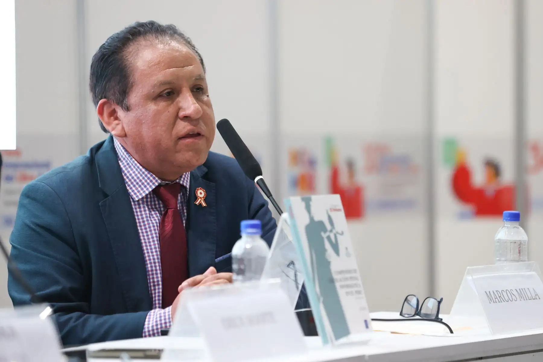 Editora Perú presenta en la FIL Lima 2026  el libro "Compendio de legislación penal informática en el Perú" del abogado especializado Erick Iriarte. Foto: ANDINA/Melina Mejía