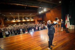 El ministro de Cultura, Alberto Beingolea Delgado, se dirigió hoy por primera vez a las trabajadoras y los trabajadores del sector. Foto: Mincul