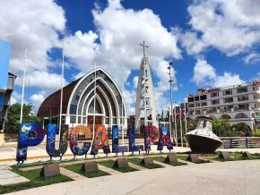 El obispo del Vicariato Apostólico de Pucallpa, monseñor Martín Quijano; y la alcaldesa provincial de Coronel Portillo, Janet Castagne, destacaron la visita que hará el papa León XIV a Pucallpa y afirmaron que su arribo será un acontecimiento histórico para toda la Amazonía peruana. ANDINA/Difusión