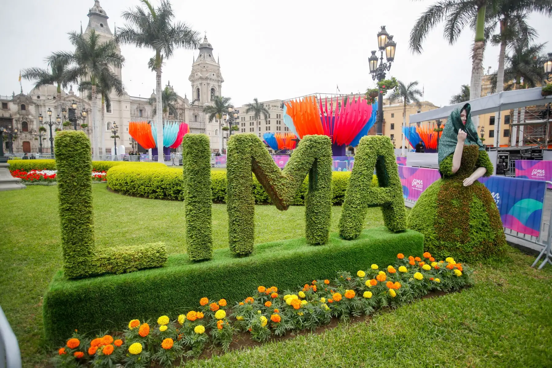 Preparativos en la Plaza Mayor para el encendido del reloj oficial que marcará el inicio de la cuenta regresiva hacia la gran cita deportiva de los Juegos Panamericanos 2027 en Lima.

Foto: ANDINA/Ricardo Cuba