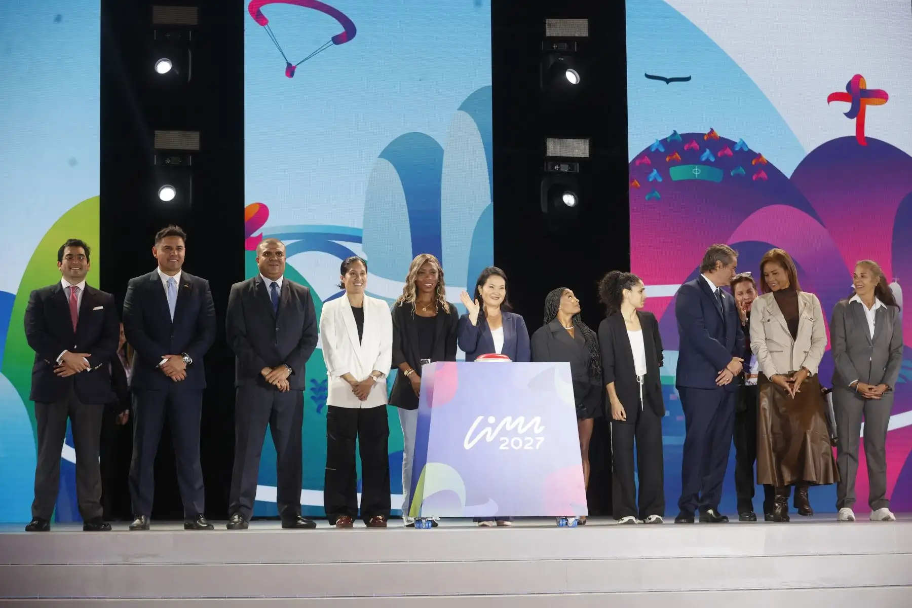 La presidenta de la república, Keiko Fujimori, participa en la ceremonia “One Year To Go de Lima 2027” – XX Juegos Panamericanos y VIII Juegos Parapanamericanos, que marca el inicio de la cuenta regresiva hacia la realización de este gran evento multideportivo.  Foto: ANDINA/Vidal Tarqui