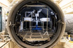 Estos trabajos forman parte de los preparativos del programa Artemis, con el que la NASA busca establecer una presencia humana sostenible en la Luna y desarrollar las tecnologías necesarias para futuras misiones de exploración espacial.
