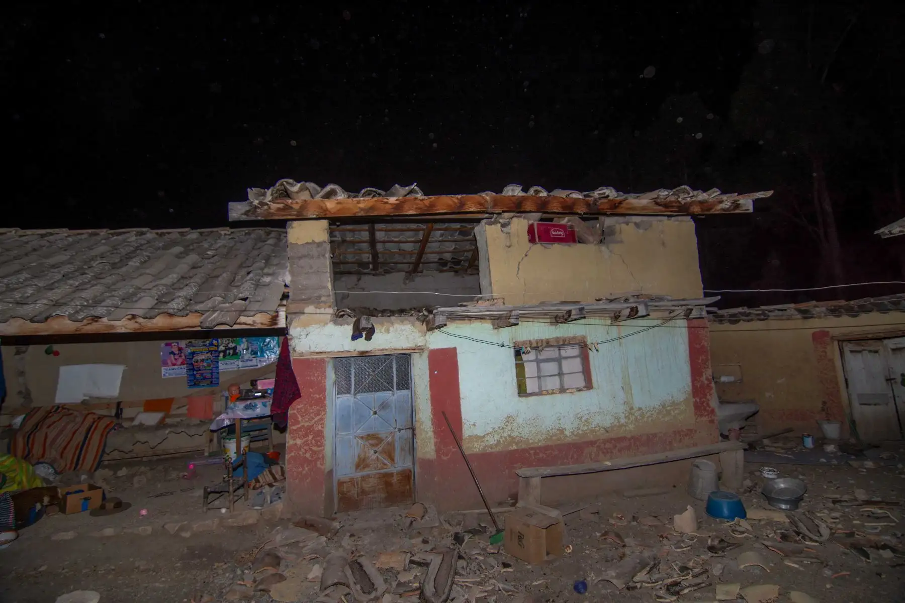 El sismo de magnitud 5.0 registrado en Junín dejó severos daños en viviendas, vías de comunicación e infraestructura pública de diversos distritos de Huancayo. Las autoridades mantienen las labores de atención y evaluación de la emergencia. Foto: ANDINA/Cortesía/Javier Ninanya.