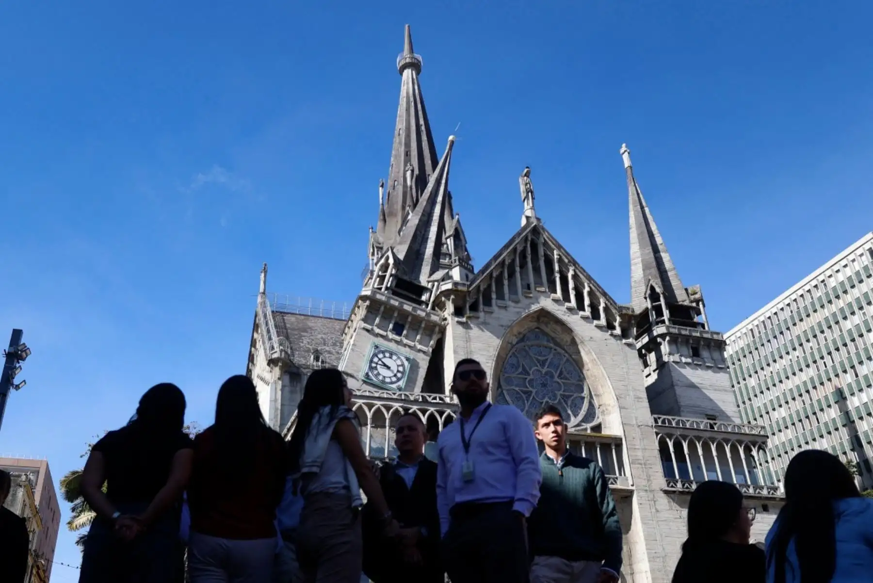 Daños sufridos por la Catedral de Manizales tras el terremoto que azotó Manizales, Colombia. Foto: AFP