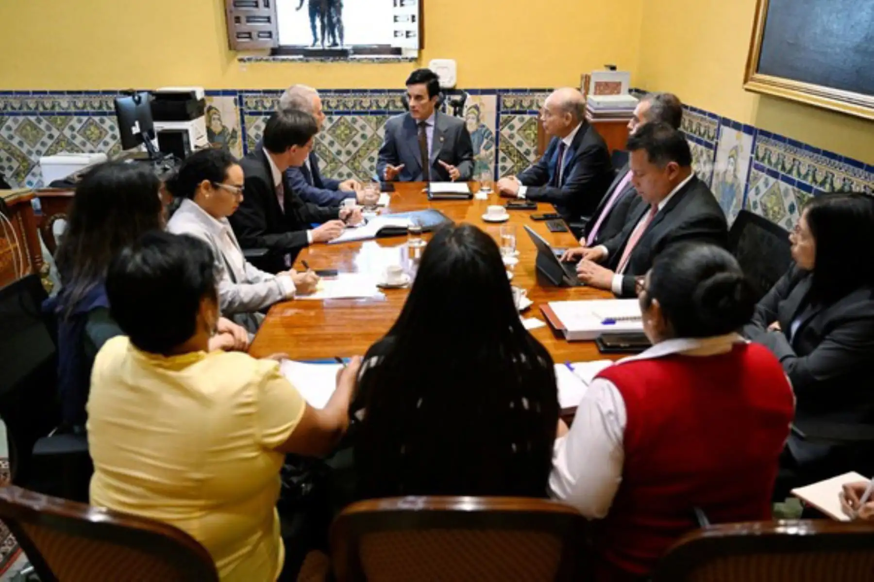 Foreign Affairs Ministry summons Russian Ambassador over Peruvians being held