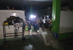 La sede del Departamento de Investigación Criminal (Depincri) de Chanchamayo fue la más afectada por la lluvia torrencial que afectó a la ciudad de La Merced. El local quedó inundado por completo. ANDINA/Difusión