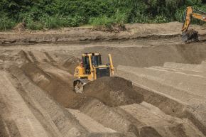 El Gobierno priorizará la descolmatación de ríos en las regiones más vulnerables ante el inminente fenómeno El Niño. ANDINA/Prensa Presidencia