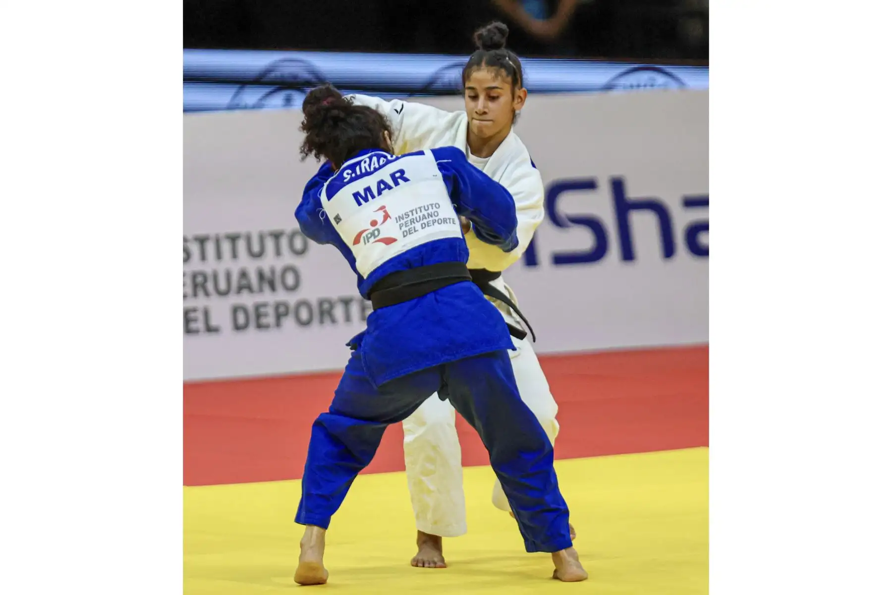 La judoca peruana Driulys Rivas obtuvo la medalla de bronce en la categoría -52 kg durante la jornada inaugural del Grand Prix de Judo Lima 2026, certamen que reúne a 350 deportistas de 60 países. La representación nacional también tuvo una destacada participación con Franco Baltazar y Brillith Gamarra, quienes llegaron a la disputa por las medallas y finalizaron en el quinto lugar de sus respectivas categorías. Foto: Difusión