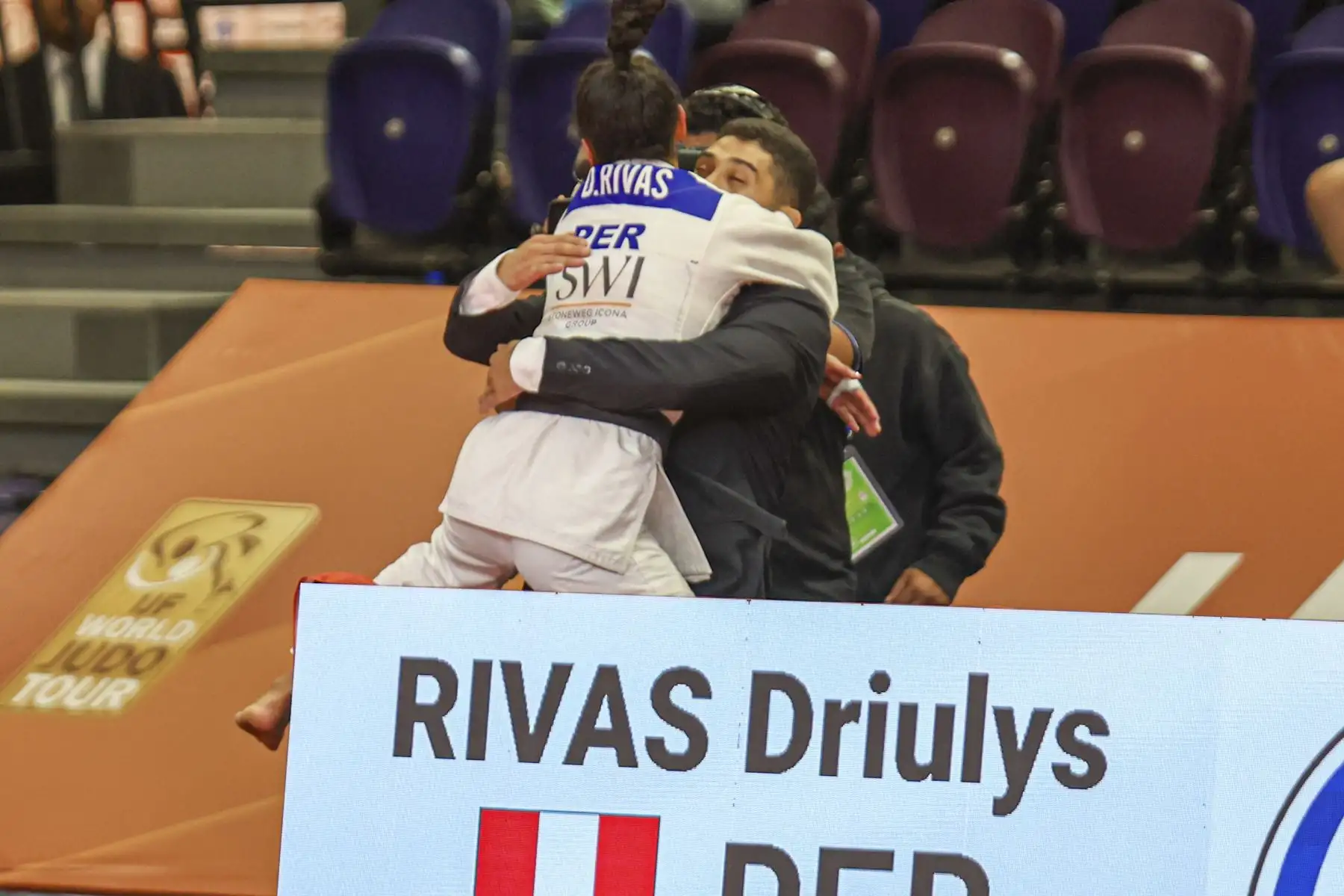 La judoca peruana Driulys Rivas obtuvo la medalla de bronce en la categoría -52 kg durante la jornada inaugural del Grand Prix de Judo Lima 2026, certamen que reúne a 350 deportistas de 60 países. La representación nacional también tuvo una destacada participación con Franco Baltazar y Brillith Gamarra, quienes llegaron a la disputa por las medallas y finalizaron en el quinto lugar de sus respectivas categorías. Foto: Difusión