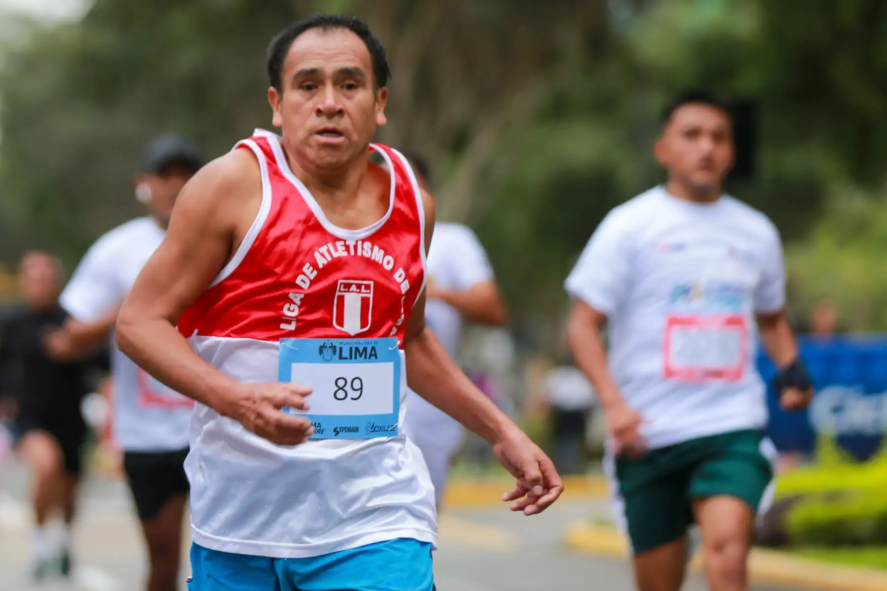 El Minsa y la Municipalidad de Lima unieron esfuerzos en una campaña de donación de sangre donde también hubo una carrera de 5 kilómetros en la avenida Arequipa y los donantes fueron los participantes en dicha carrera. Foto: ANDINA/ Ricardo Cuba