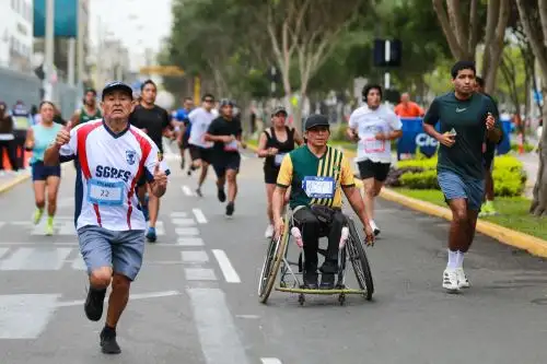 Más de 3 mil personas participan en Lima Corre 5K por la donación de sangre