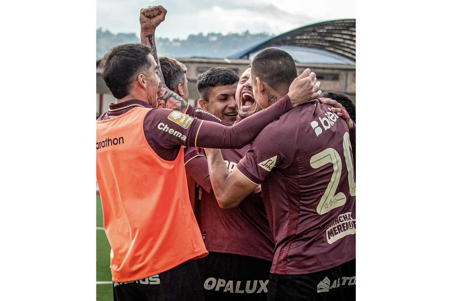 Universitario de Deportes venció de visita 3-2 a Cajamarca FC en el estadio Héroes de San Ramón. Los goles del equipo crema fueron anotados por César Inga, Alex Valera y Gianluca Lapadula. El partido corresponde a la quinta fecha del Torneo Clausura. Foto: Liga 1