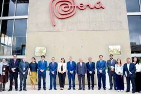 En el Mincetur se desarrolló una reunión de trabajo con el equipo técnico de ARS Progetti SPA, empresa encargada de elaborar este estudio que involucra un aspecto relevante de la gestión de Machu Picchu. Foto: Mincetur