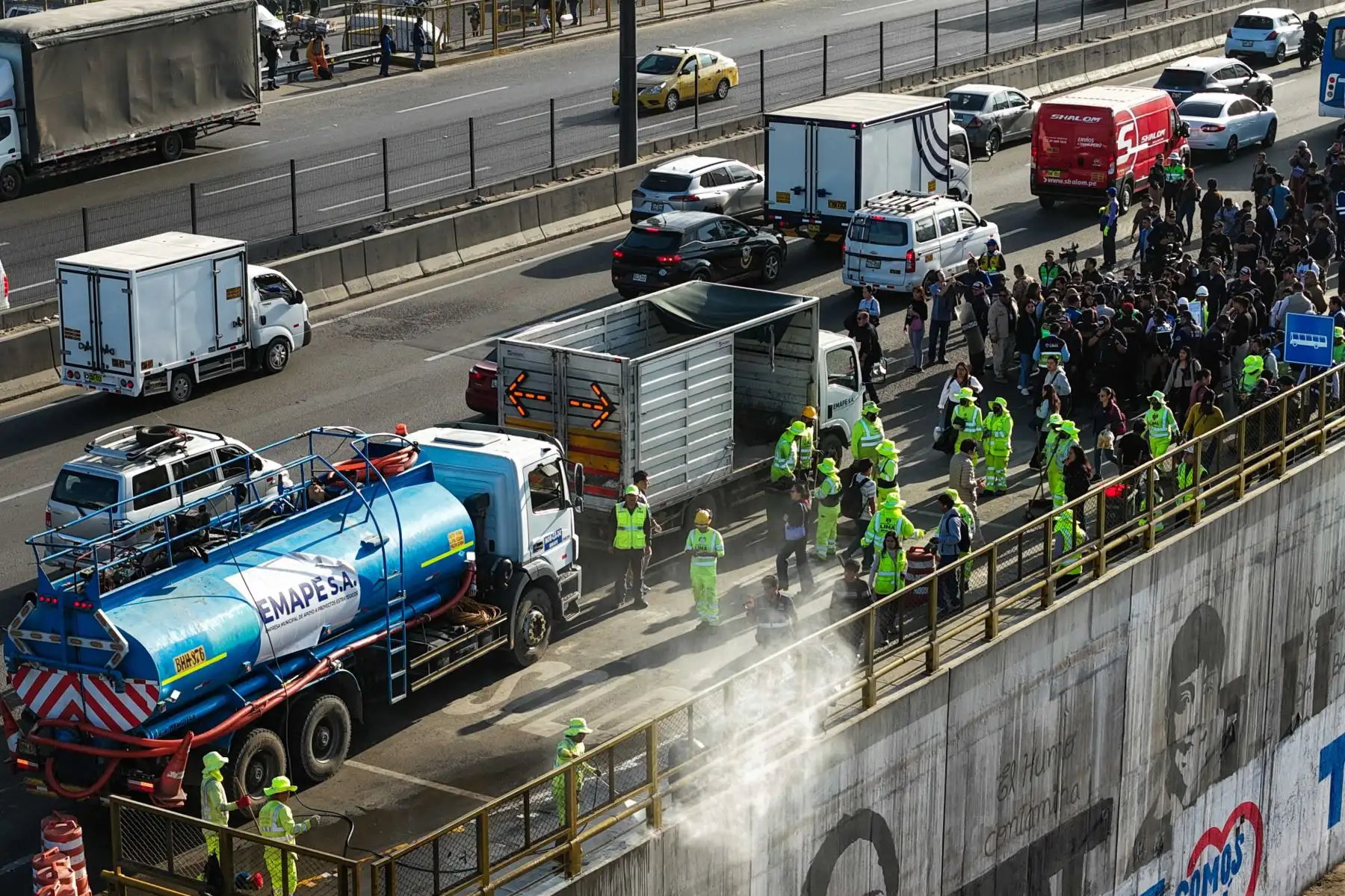 La Municipalidad de Lima ejecuta un megaoperativo de recuperación integral en Puente Nuevo, con participación de la PNP, la ATU, Lima Expresa y la Municipalidad de El Agustino. Foto: ANDINA/Juan Carlos Guzmán