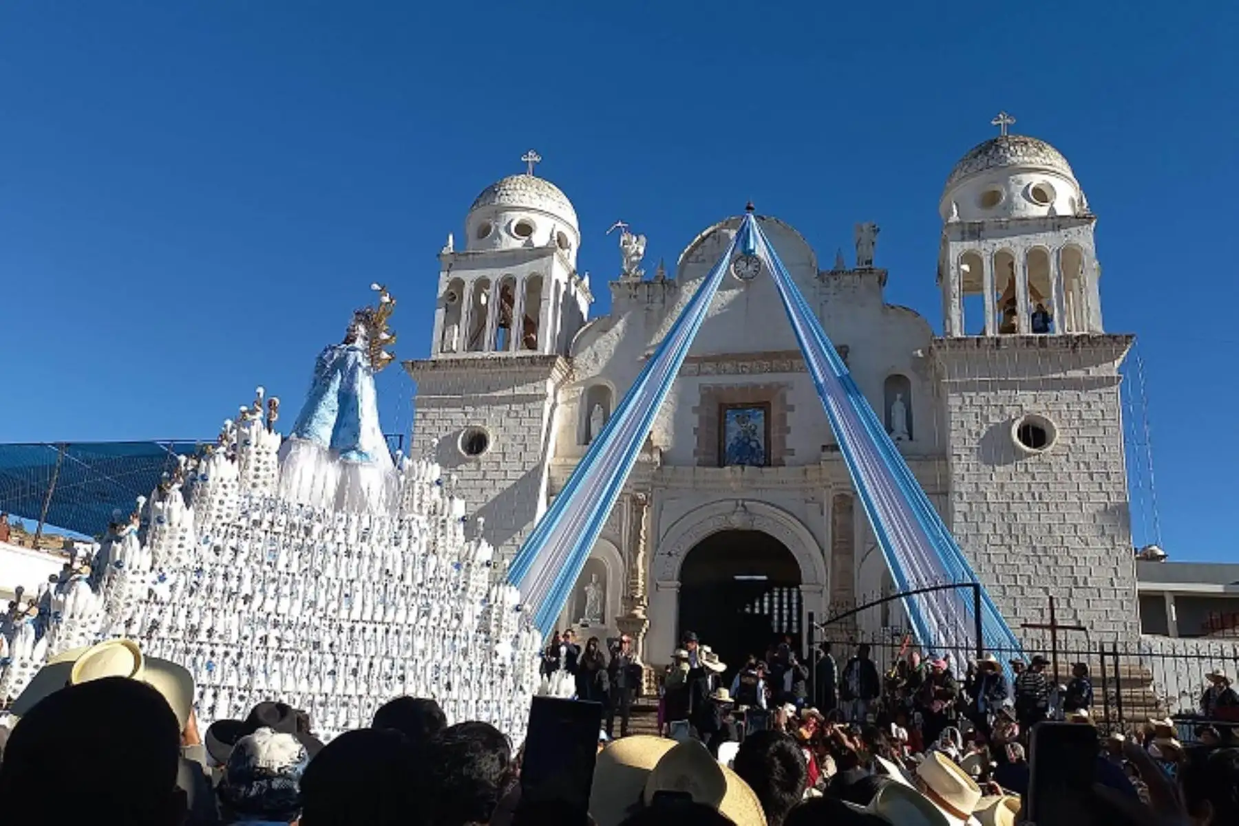 Sismo en Ayacucho afecta templo de Virgen de las Nieves y a más de 30 viviendas