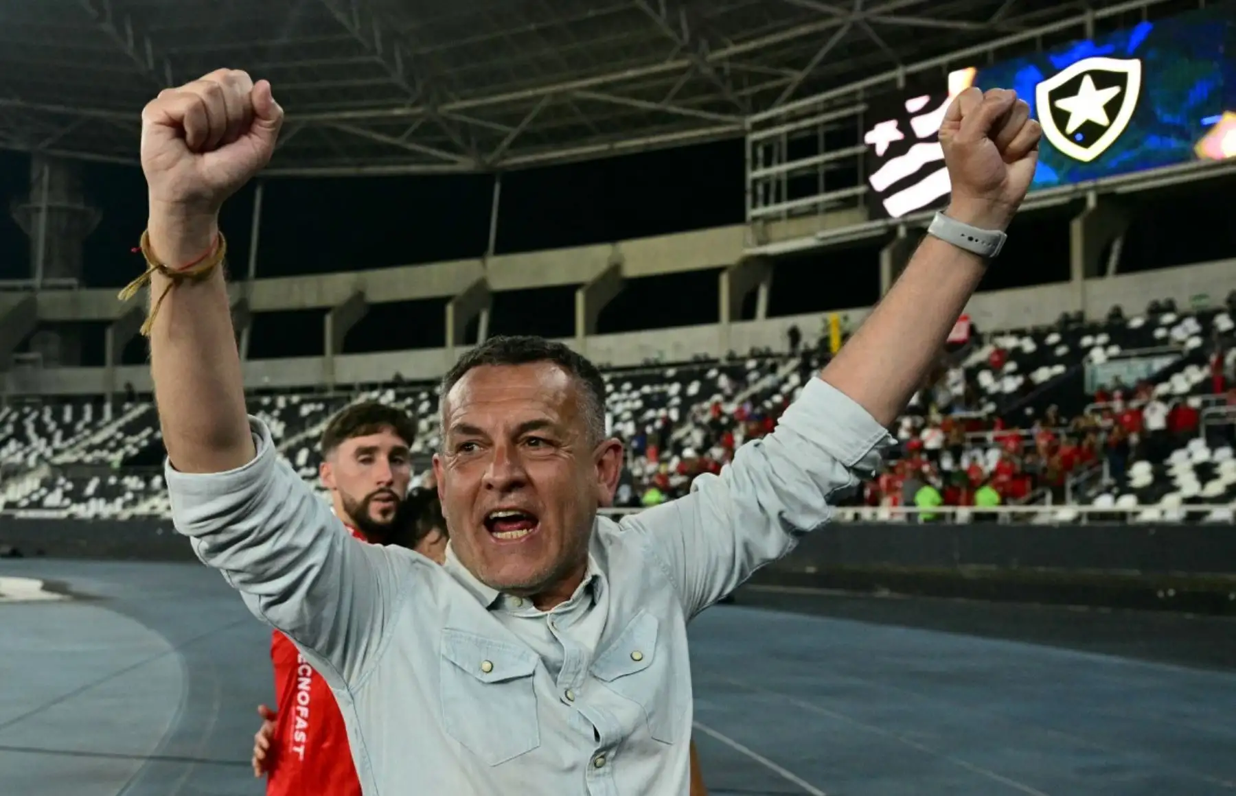 Cienciano selló una clasificación histórica a los cuartos de final de la Copa Sudamericana 2026 pese a caer 1-0 ante Botafogo en Río de Janeiro. El equipo cusqueño hizo valer el 6-1 logrado en la ida y eliminó al cuadro brasileño con un global de 6-2. Foto: AFP.