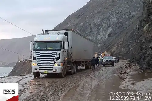 Comienzan a circular los vehículos de carga en el sector de Atico. Foto: MTC/Difusión