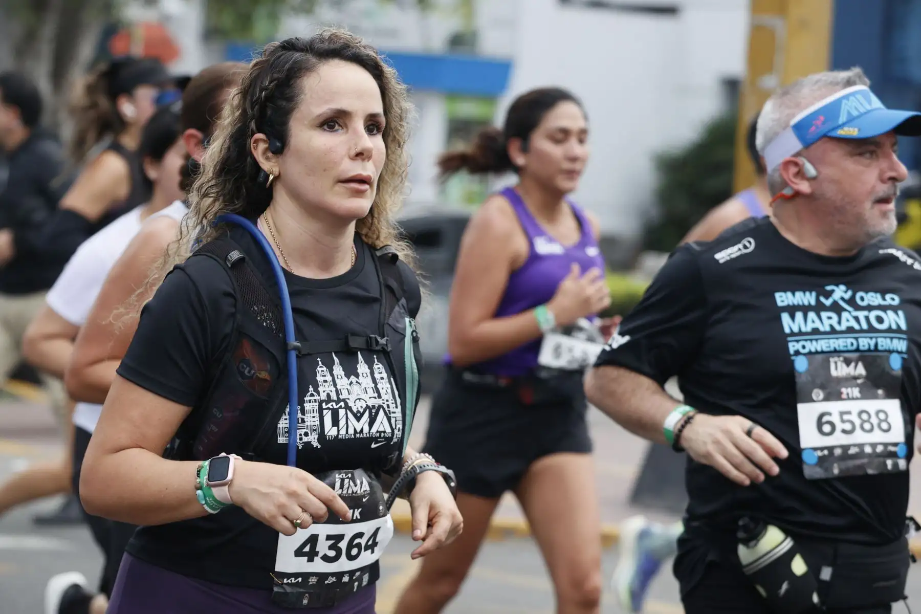 Media Maratón de Lima, la competencia que celebra su 117 edición del año y cuenta con distancias 21 kilómetros, empezó  en la Plaza de Armas de Lima. Foto: ANDINA/ Vidal Tarqui