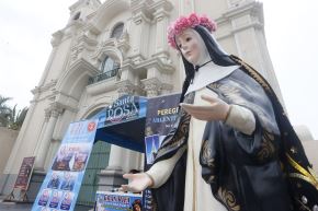 Limeños se preparan para homenajear a Santa Rosa de Lima. Foto: ANDINA/Vidal Tarqui