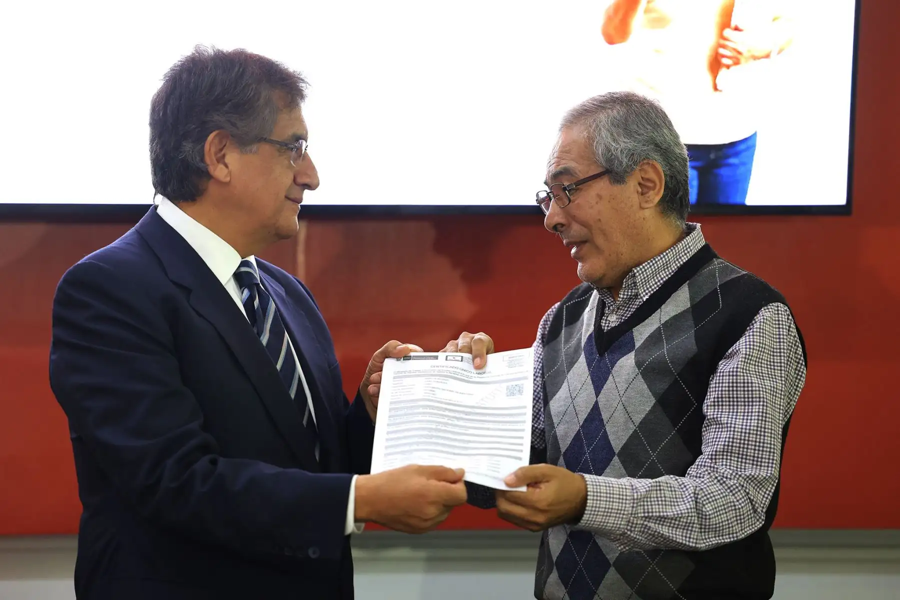 Autoridades y representantes vinculados al sector Trabajo participaron en la actividad orientada a promover más empleo formal para adultos mayores. Foto: ANDINA/Difusión.
