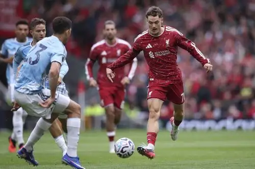 Nottingham Forest sacó un punto luego de empatar a 2 goles con Liverpool