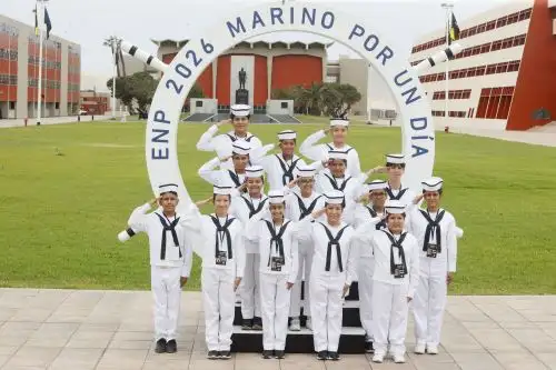 “Sé Marino por un Día”: una experiencia única en la Escuela Naval del Perú