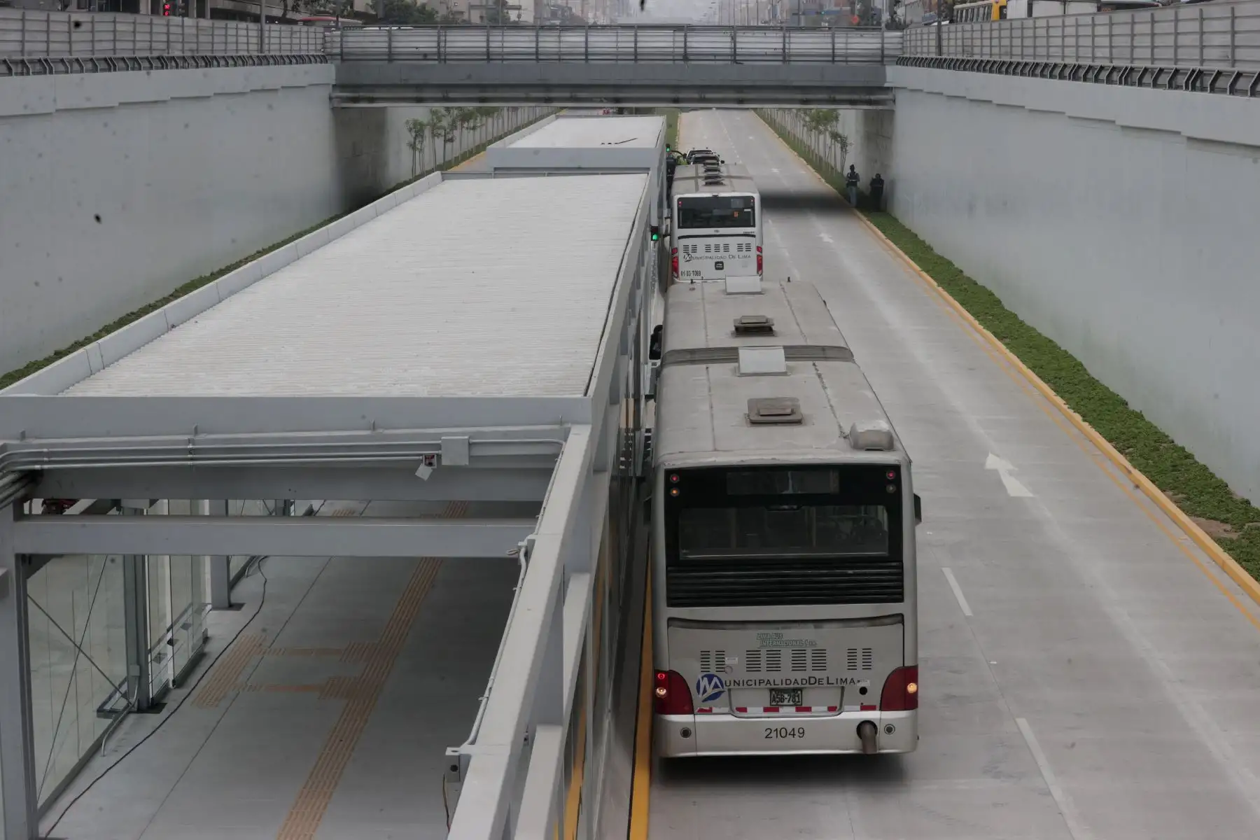 El nuevo corredor de la avenida Grau forma parte de la ampliación del servicio del Metropolitano y de las acciones para mejorar la movilidad en Lima. Foto: ANDINA/Vidal Tarqui.