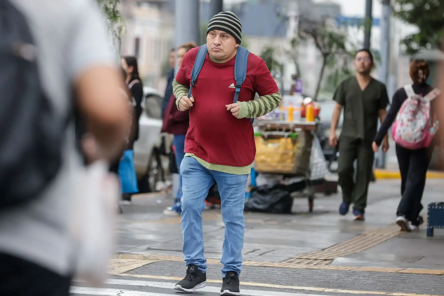 Lima amaneció con cielo nublado y llovizna ligera. Según el pronóstico del Senamhi para hoy, martes 1 de setiembre, se prevé cielo cubierto por la mañana, con variación a nubes dispersas hacia la tarde y cielo nublado parcial al atardecer. Foto: ANDINA/Luis Iparraguirre.