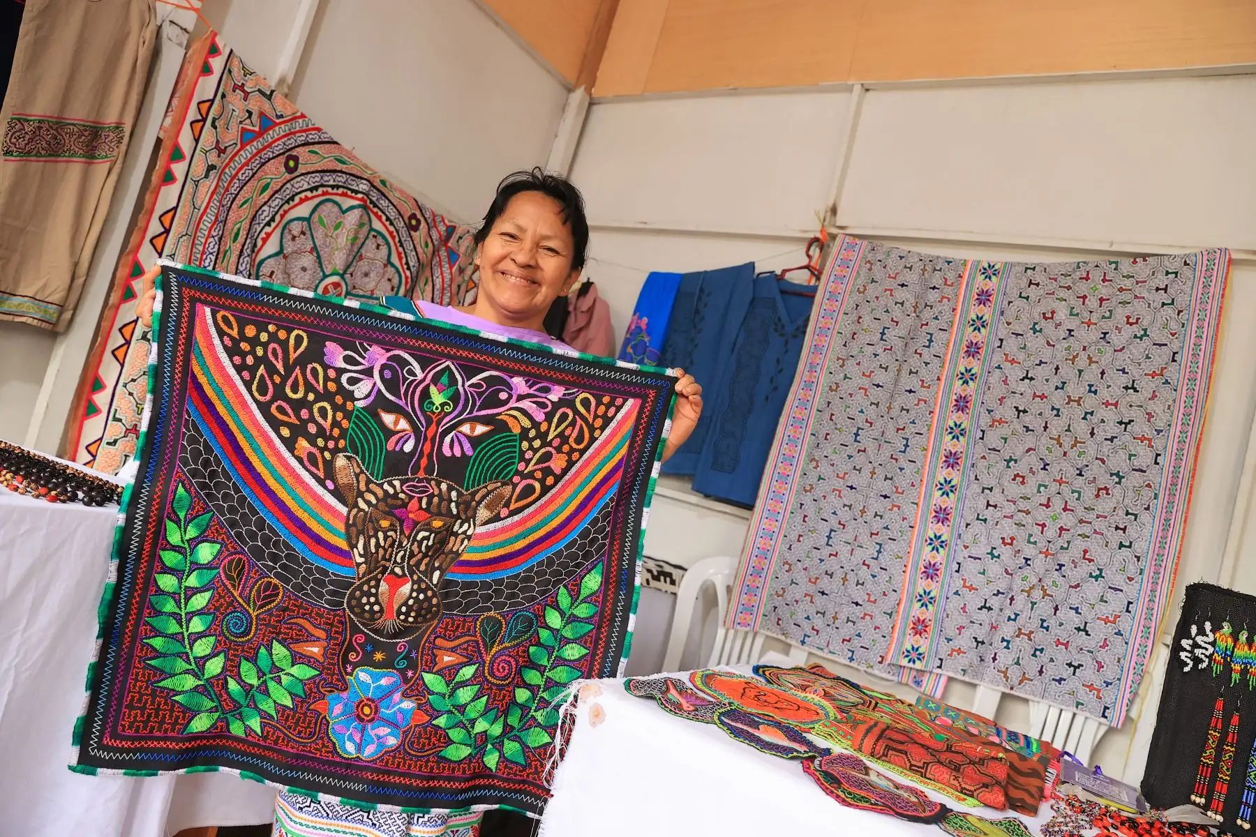 Las mujeres compartieron sus iniciativas y propuestas para impulsar sus emprendimientos y generar nuevas oportunidades. Foto: ANDINA/Braian Reyna