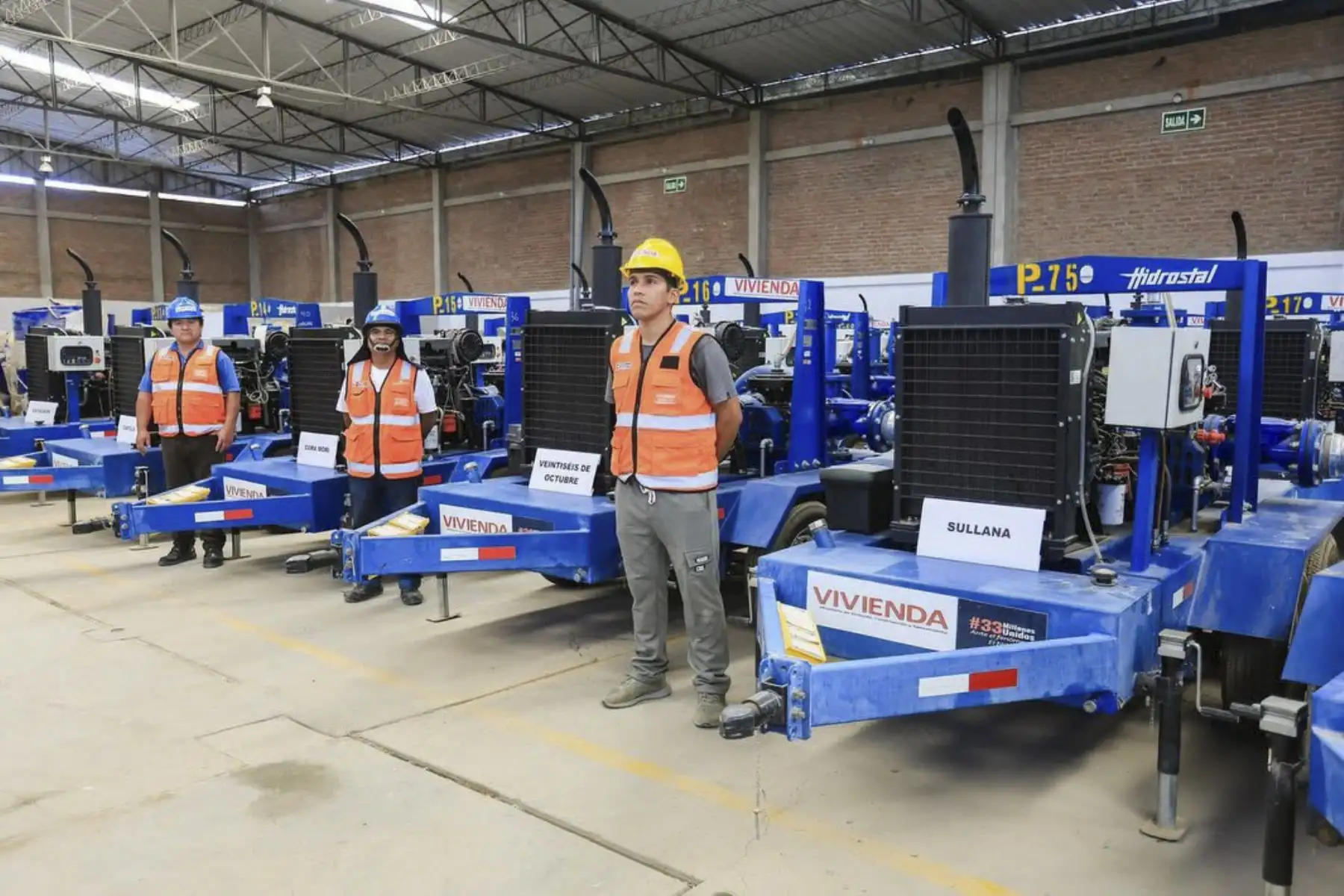 En Piura, la mandataria lideró la entrega de motobombas a municipalidades provinciales y distritales y realizó visita inopinada a una comisaría Foto: ANDINA/Prensa Presidencia
