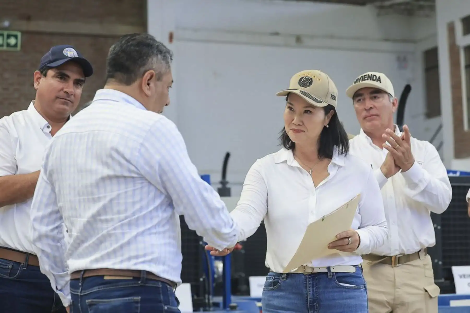 En Piura, la mandataria lideró la entrega de motobombas a municipalidades provinciales y distritales y realizó visita inopinada a una comisaría Foto: ANDINA/Prensa Presidencia