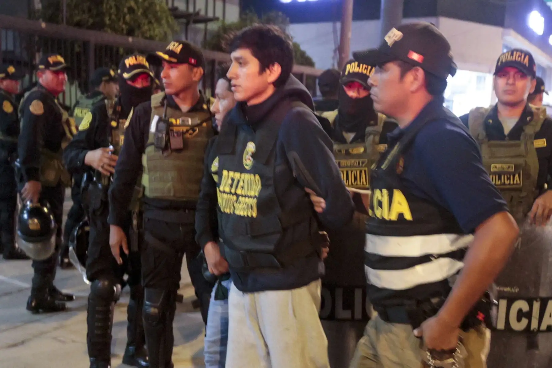 Llegó a Lima alias Jhonsson Pulpo, cabecilla de la organización criminal Los Pulpos y fue trasladado a la Dirección de Investigación de Lavado de Activos Foto: ANDINA/Vidal Tarqui