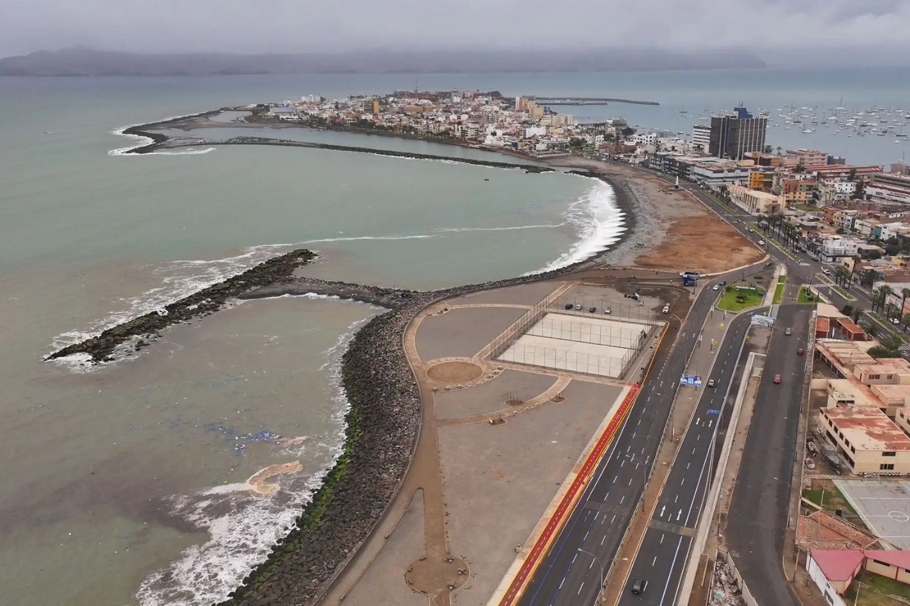 La obra busca reconocer el vínculo de Robert Prevost, hoy León XIV, con la comunidad chalaca, luego de su labor como administrador apostólico de la Diócesis del Callao durante la pandemia del COVID-19. Foto: ANDINA/ Braian Reyna