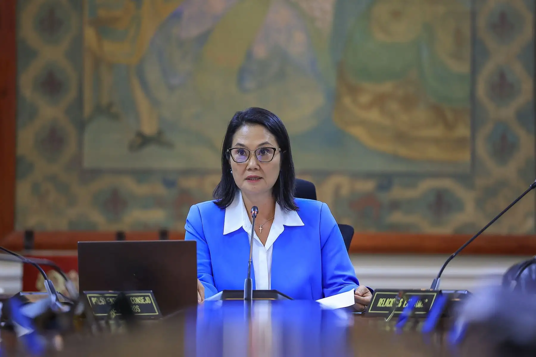 La presidenta de la república, Keiko Fujimori, lidera una nueva sesión ordinaria del Consejo de Ministros, en la cual se abordará la aprobación del proyecto de decreto supremo que aprueba la Política General de Gobierno 2026 -2031. Foto: Presidencia