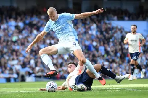 Manchester City vencio 1 a 0 al  Coventry porla Premier League