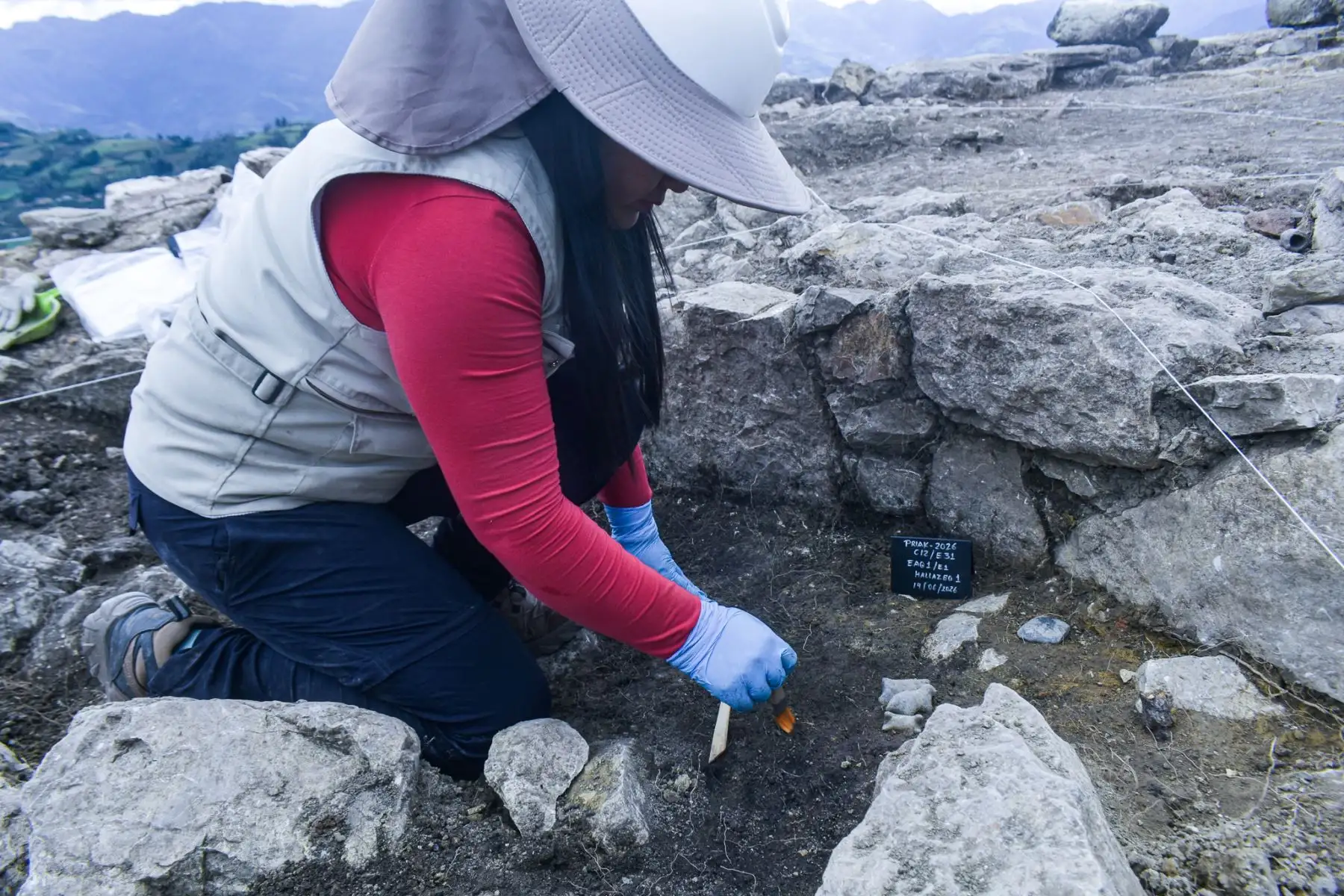 Las investigaciones arqueológicas en Kuélap continúan para ampliar el conocimiento sobre la presencia inca y las poblaciones de tradición Chachapoyas que habitaron este importante complejo arqueológico. ANDINA/Difusión