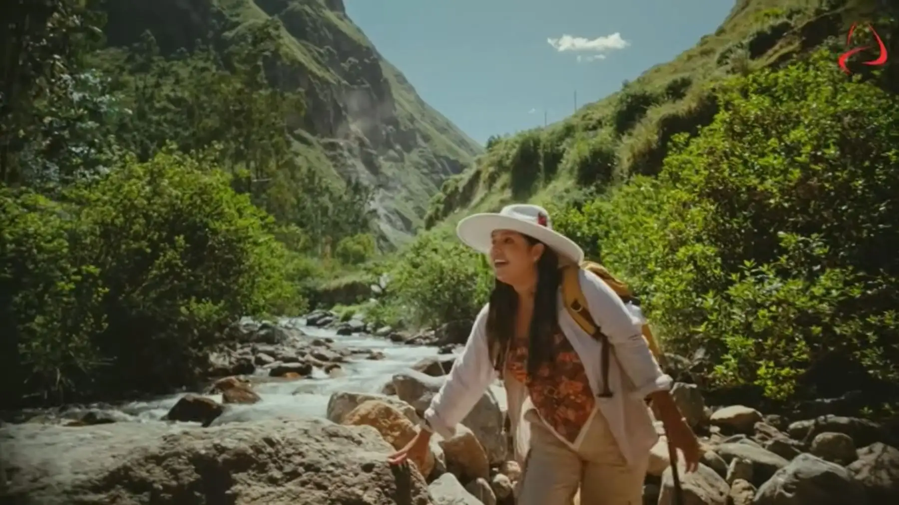 Marca Perú reconoce la labor de Sheyla Méndez y la iniciativa 'Traveleras'