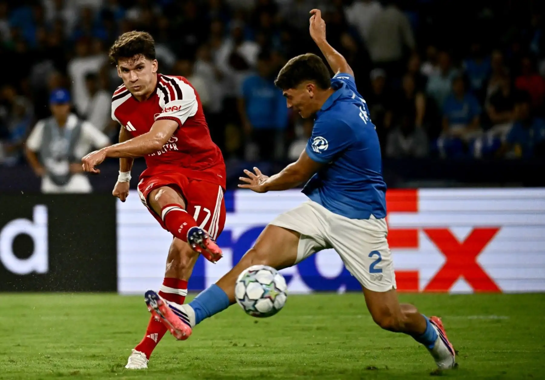 Arsenal venció 1-0 a Napoli en la Liga de Campeones de la UEFA, en un partido que se definió con gol de Martin Odegaard a los 75 minutos. Foto: ANDINA/AFP.