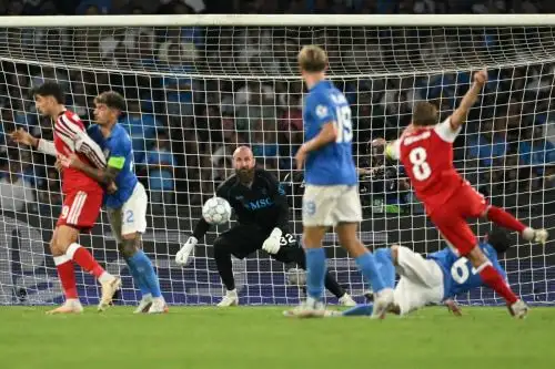 Napoli cae 1-0 ante Arsenal en la Liga de Campeones