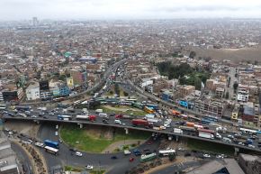 Imagen aérea del cruce de la avenida Hábich con la Panamericana Norte, en San Martín de Porres.. Foto: ANDINA/Daniel Bracamonte