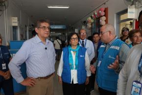 El asegurado de Essalud “necesita respuestas, atención oportuna y servicios que funcionen”, sostuvo el ministro Sheput. Foto: MTPE/Difusión